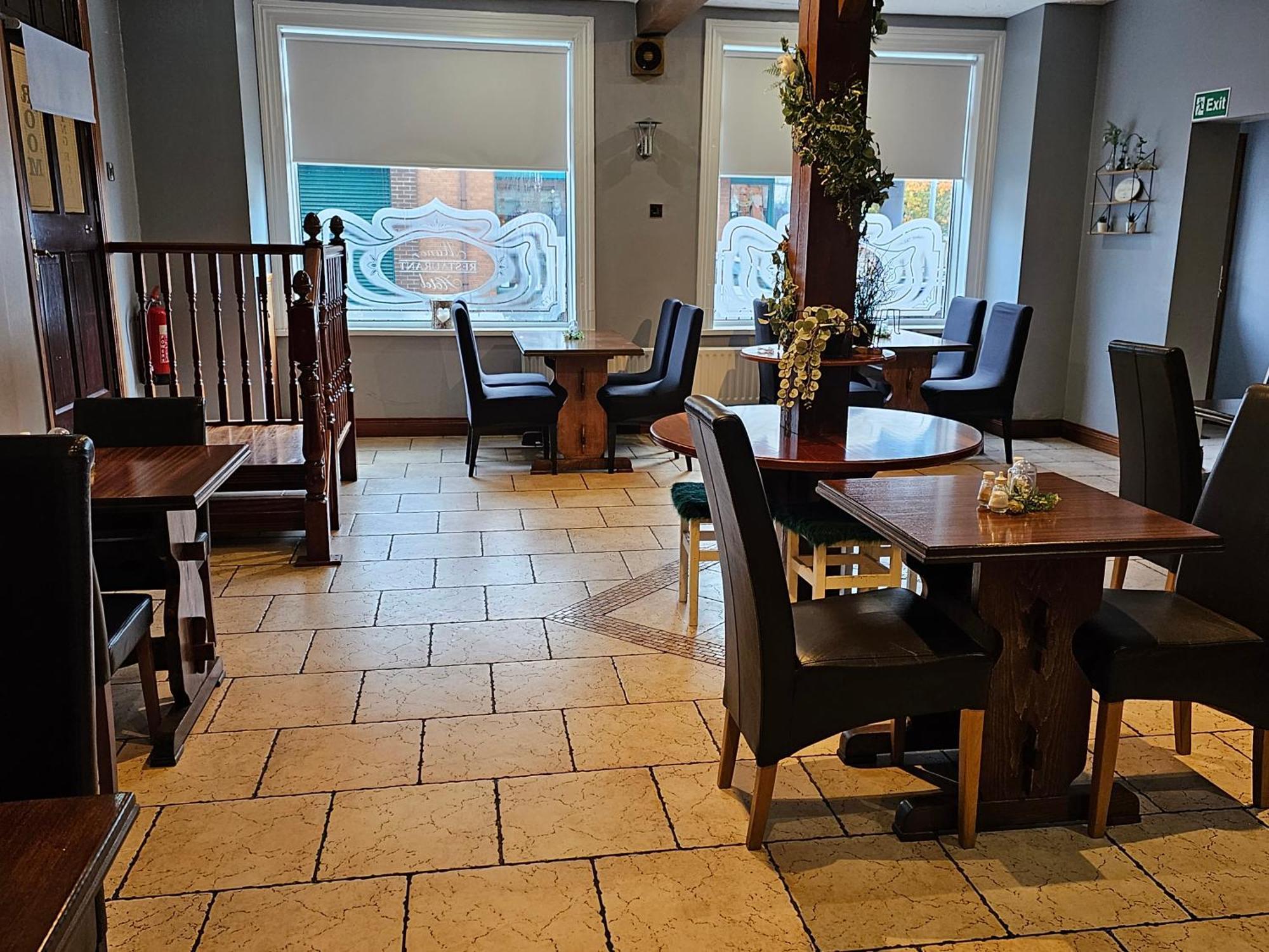 Manor Hotel Балимъни Екстериор снимка