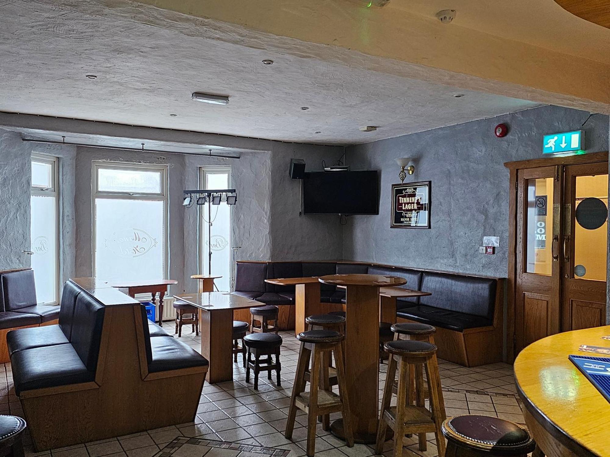 Manor Hotel Балимъни Екстериор снимка